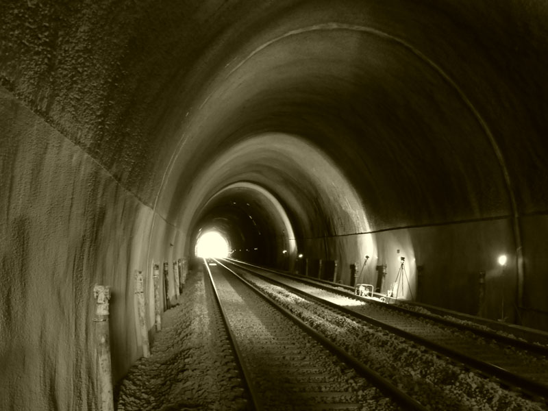 Holme Tunnel